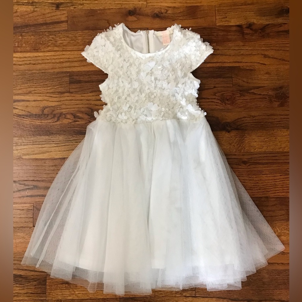 Cute Forever 21 Girls White Eyelet Lace Dress 
Occasion
Flower Girl Wedding